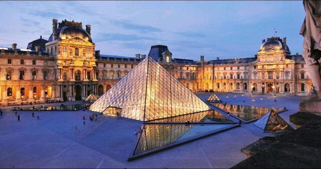 Апартаменти Metro A 2 Minutes Paris Centre Le Marais Роменвіль Екстер'єр фото